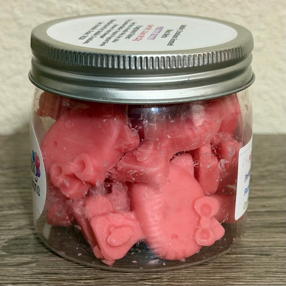 Bubbly Creations Scented Wax Melts “Pretty Kitty” - Picture 3 of 6